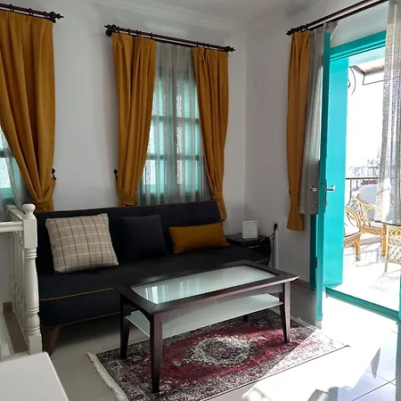 ヴィラ Castello マルマリス