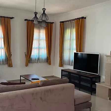 Castello * マルマリス