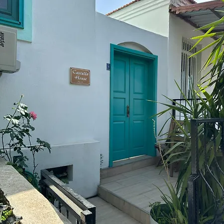 Castello ヴィラ マルマリス