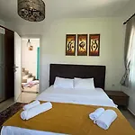 Castello Villa *